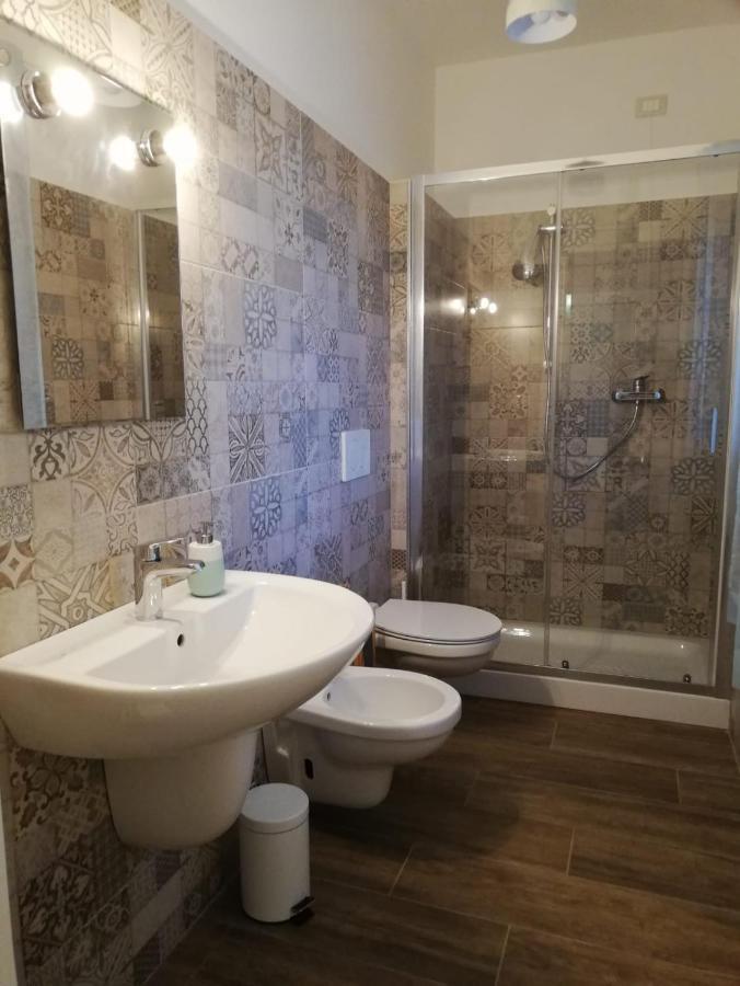 Bed and Breakfast Lory Elice Екстер'єр фото